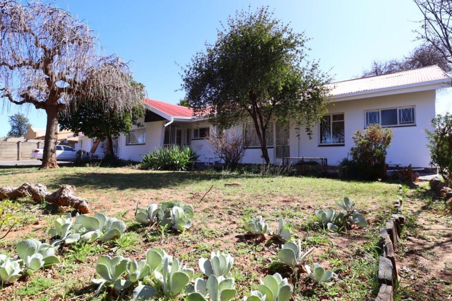 10 Bedroom Property for Sale in Universitas Free State
